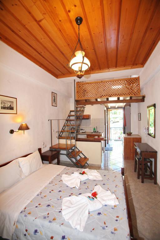 Alexandra Sofia Apartment Stafylos Ngoại thất bức ảnh